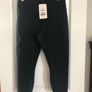 NWT Fabletics high waste powerhold capris
